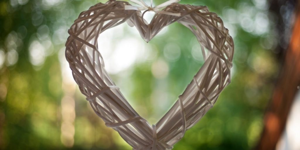 Photo of a wreath heart, by Mugenia from Flickr