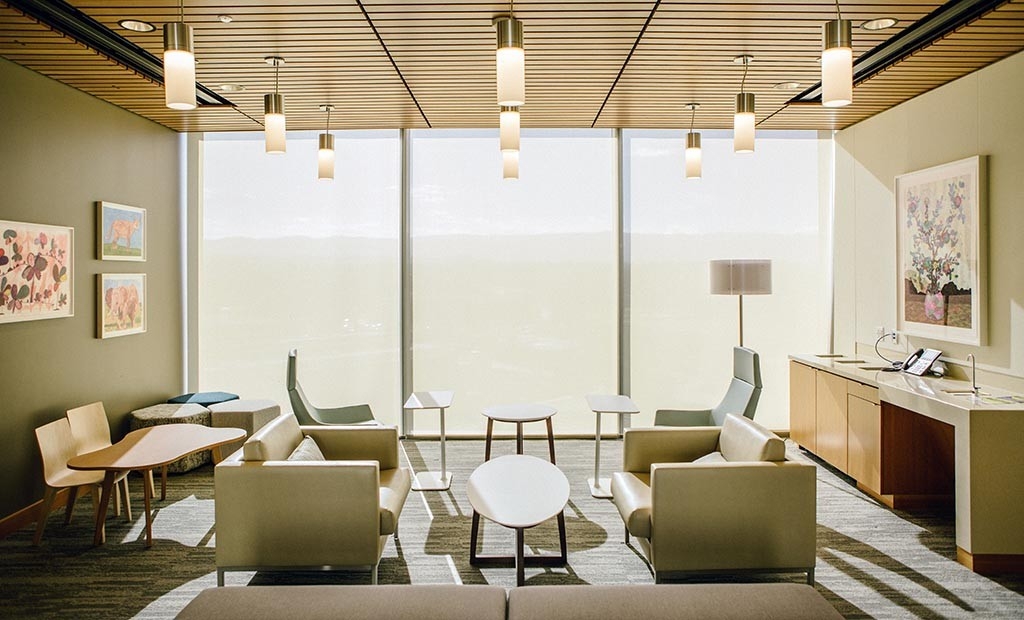 A visitor lounge at the new Stanford Hospital
