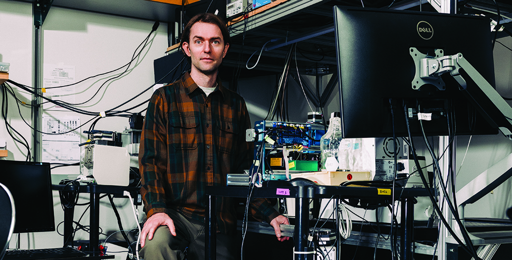 Cover for The genome in motion