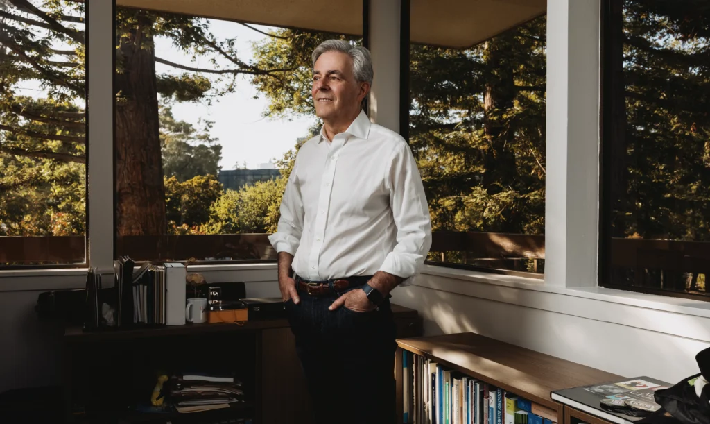 Photo of pediatrician Thomas Robinson in his office