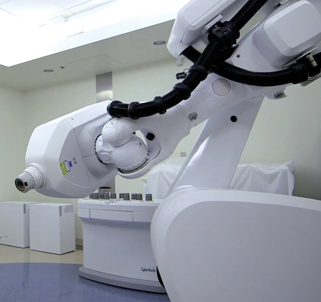 Photo of CyberKnife, a noninvasive robotic radiation therapy system invented at Stanford to treat tumors.